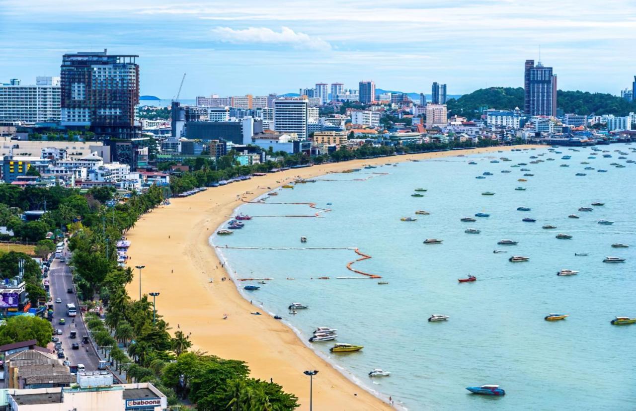 2 Bed Room, Large Living Room @ Central Pattaya Exterior photo